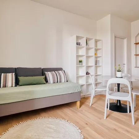 Appartamento Modern And Strategic 1-br Flat C - Station Milano
