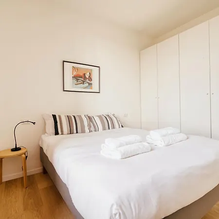 Just Urban - Modern And Strategic 1-br Flat C - Station شقة *