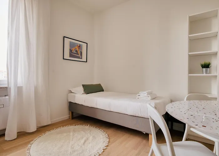 Modern And Strategic 1-br Flat C - Station Milano
